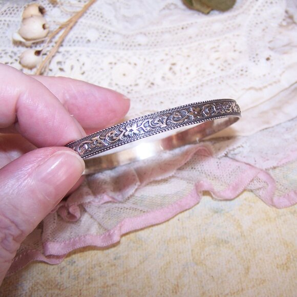 Danecraft Sterling Silver 1/4" Bangle Bracelet - Floral / Flower Design - Picture 6 of 9